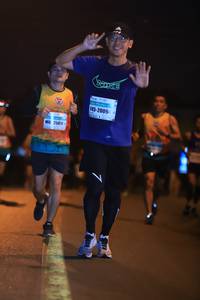 BIB: 41887
                            <button type="button" onclick="openModal(7887515)" class="btn btn-primary btn-sm float-right btn-popup" data-toggle="modal" data-target=".modal-high-quality">
                        <i class="fas fa-shopping-cart"></i> Add to Cart
                    </button>
                                            <button type="button" onclick="isThisMe(7887515, true)" class="btn btn-success btn-sm float-right btn-popup btn-isme hidden" data-toggle="tooltip" data-placement="bottom" title="นี่คือรูปของคุณใช่ไหม คลิกที่นี่เพื่อเอาเข้าอัลบั้ม">
                        <i class="fas fa-plus"></i> Add to album
                    </button>
                    <button type="button" onclick="isThisMe(7887515, false)" class="btn btn-warning btn-sm float-right btn-popup btn-isnotme hidden">
                        <i class="fas fa-ban"></i> Remove from album
                    </button>